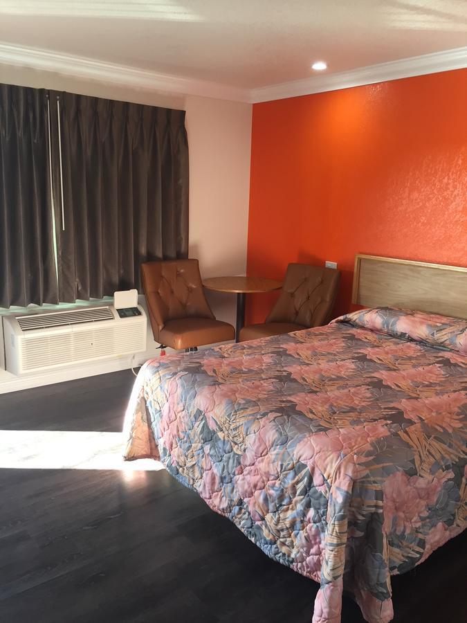 Welcome Inn & Suites אנהיים מראה חיצוני תמונה