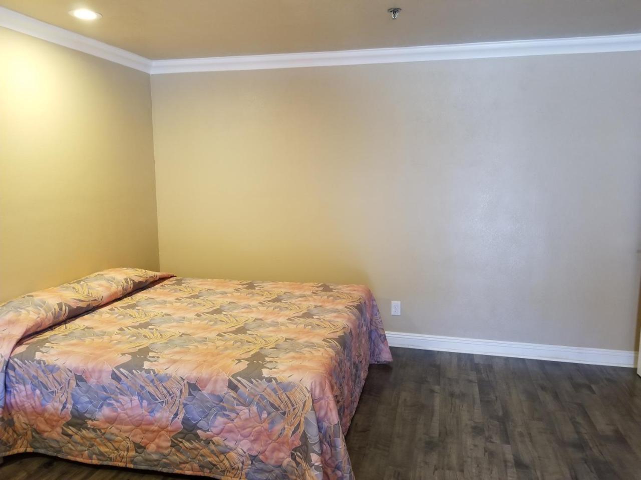 Welcome Inn & Suites אנהיים מראה חיצוני תמונה